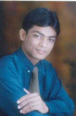 Vinod model in Karachi