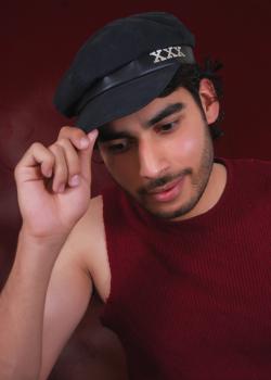 nadir khan model in Karachi