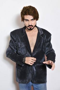 Hassham model in Karachi