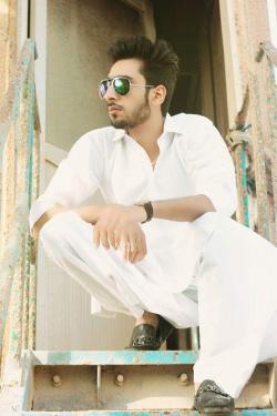 Anas shamsi model in Karachi