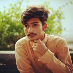 Zeeshan model in Karachi