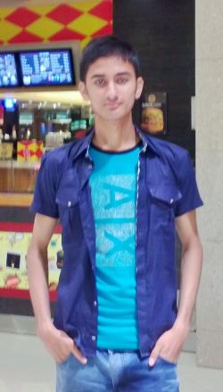 Ameer Hamza model in Karachi