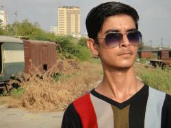 Waqas Khattak model in Karachi