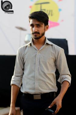 zeeshan Akram model in Karachi