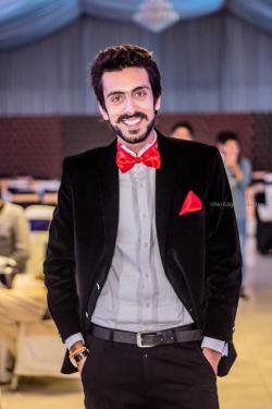 Ahsan Ali model in Peshawar