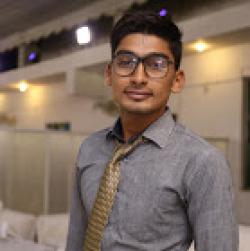 Hamza Zain Ul Abidin model in Karachi