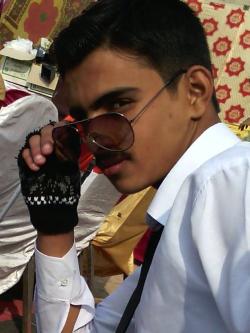 Hamza Yousuf model in Multan