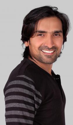 Rashid Qureshi model in Karachi