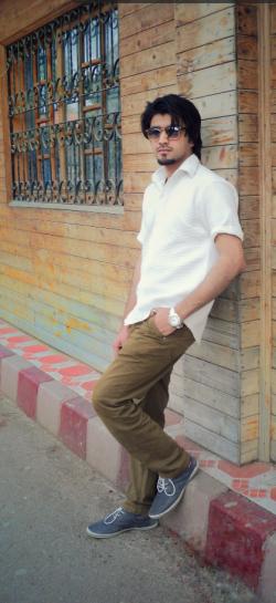 Noushad Khan model in Karachi