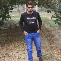 Zeeshan Khan model in Multan