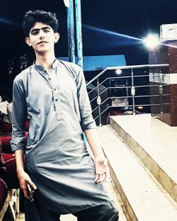 Haris Hamed model in Karachi